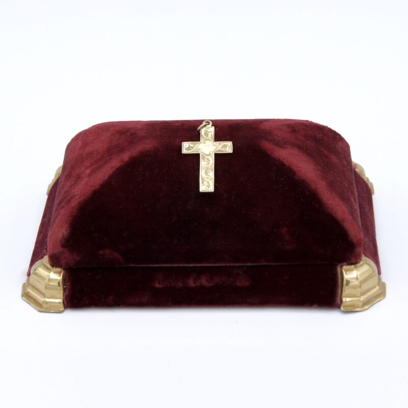 9kt Gold Cross Pendant
