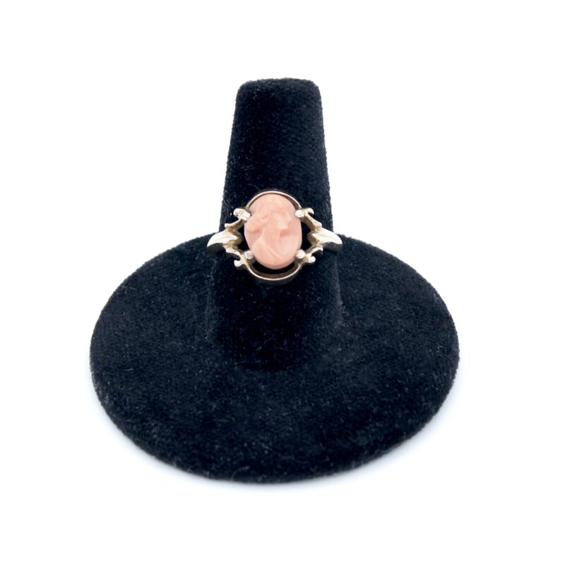 10kt Gold Cameo Ring