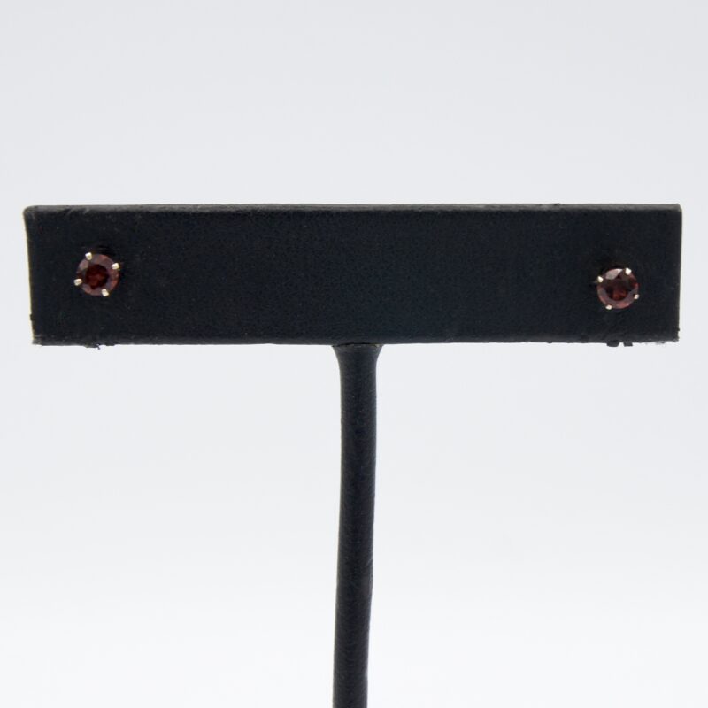 14kt Gold & Garnet Earrings