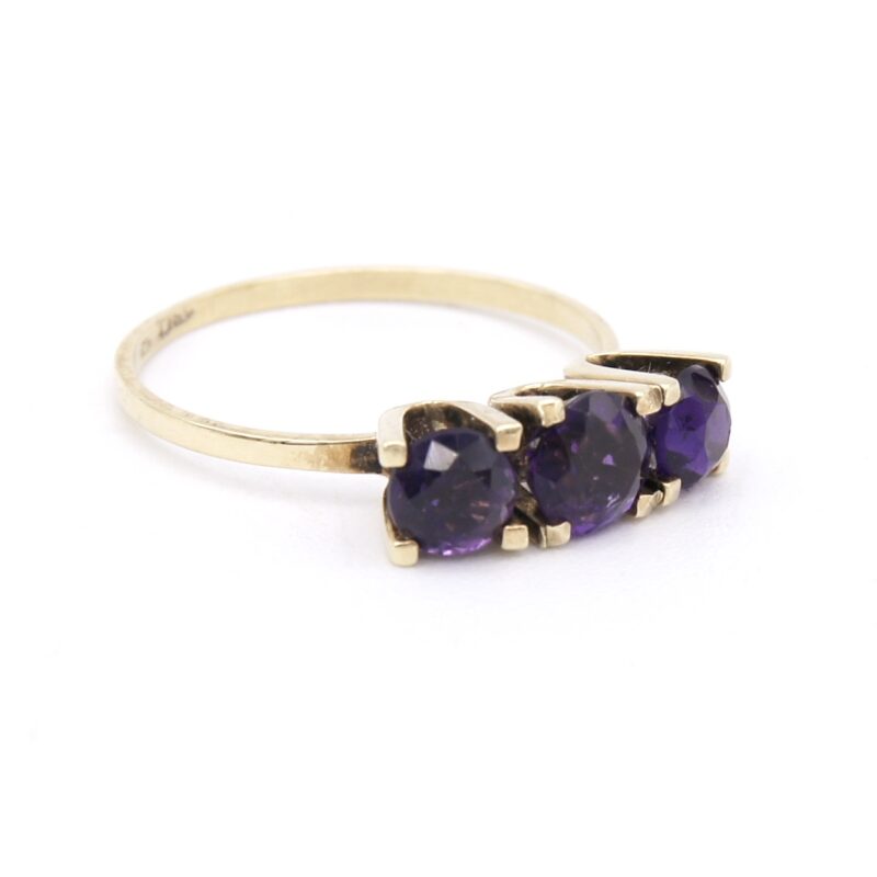 14kt Gold & Amethyst Ring