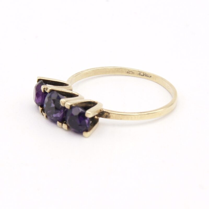 14kt Gold & Amethyst Ring