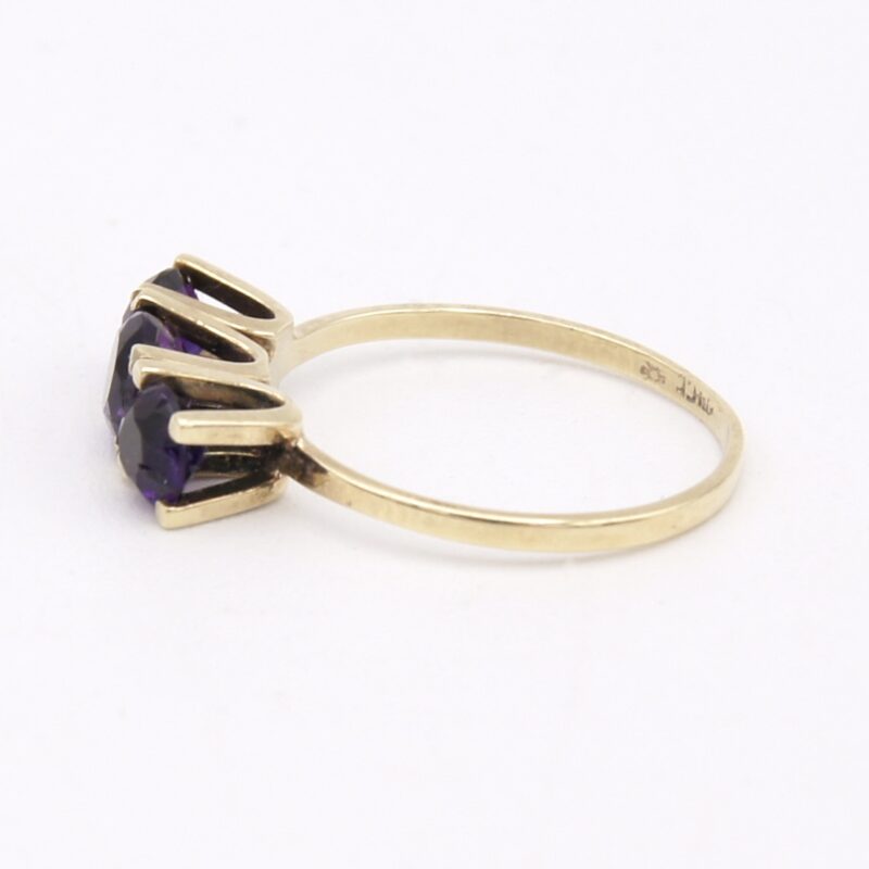 14kt Gold & Amethyst Ring