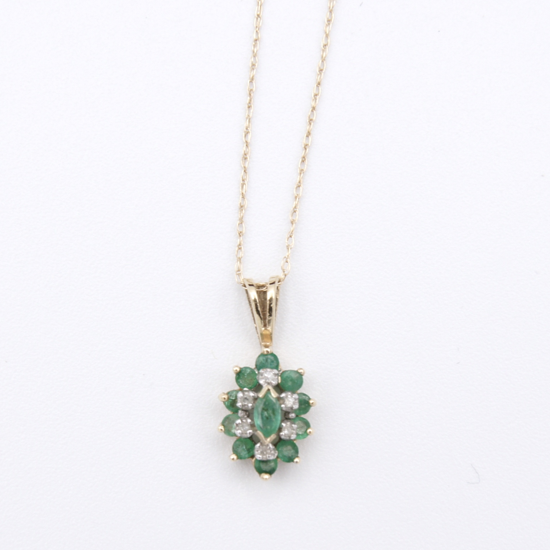 Gold, Emerald & Diamond Necklace
