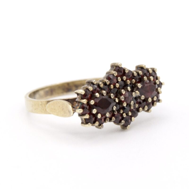 14kt Gold & Garnet Ring