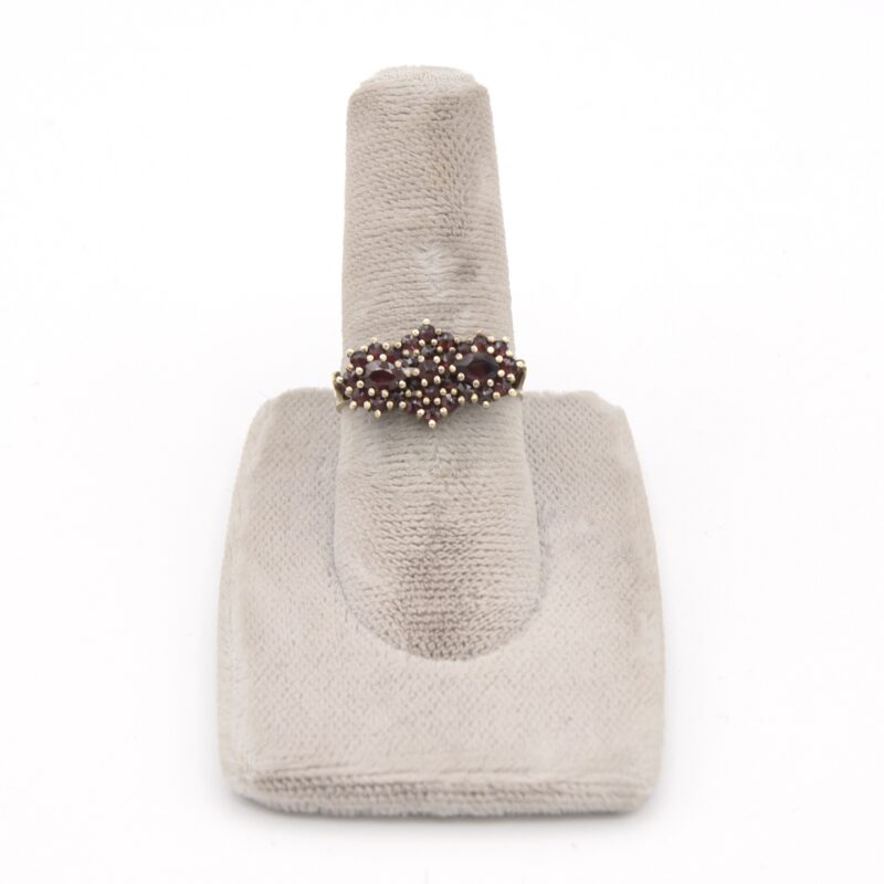 14kt Gold & Garnet Ring