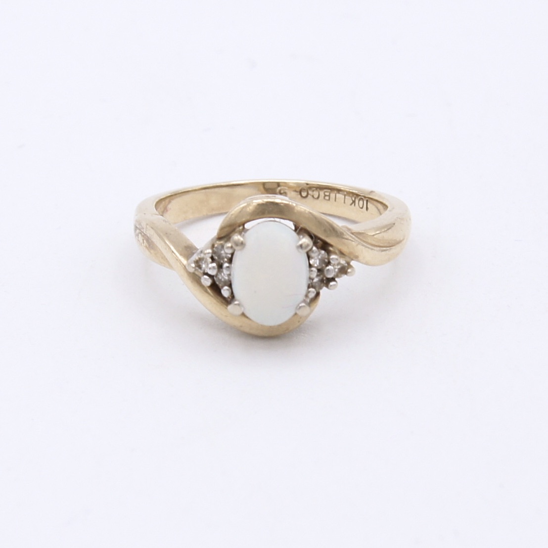 10kt Opal & Diamond Ring